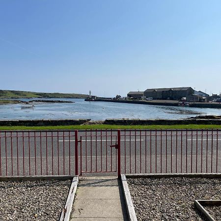 Lovely Apartment Overlooking The Harbour And Bay Ardglass Ngoại thất bức ảnh
