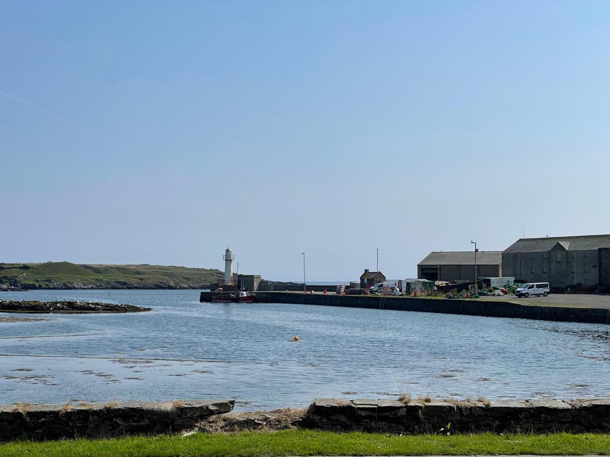 Lovely Apartment Overlooking The Harbour And Bay Ardglass Ngoại thất bức ảnh